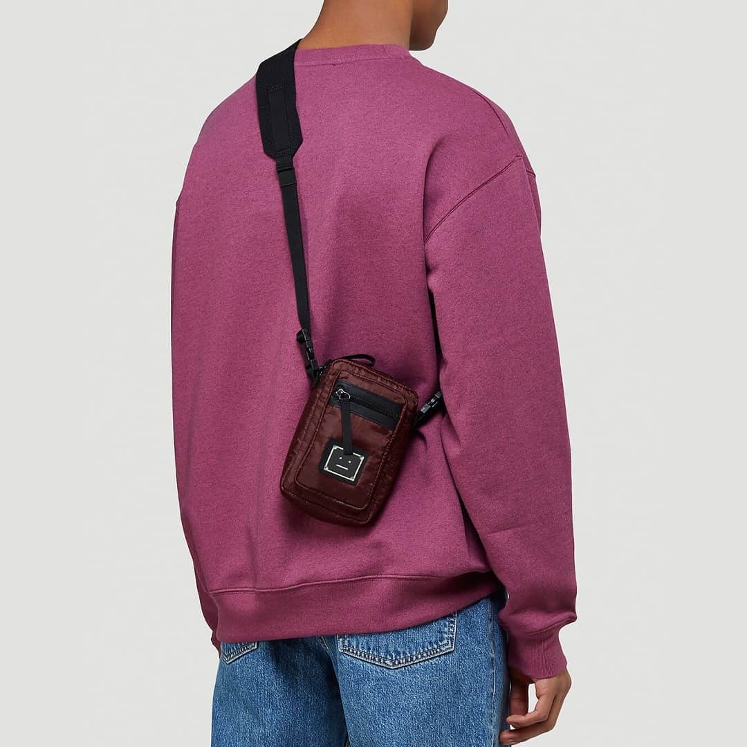 エルエヌシーシーのインスタグラム：「Breathing new life into classic designs, explore luxurious ready-to-wear and accessories with an Acne Studios emphasis. @acnestudios」