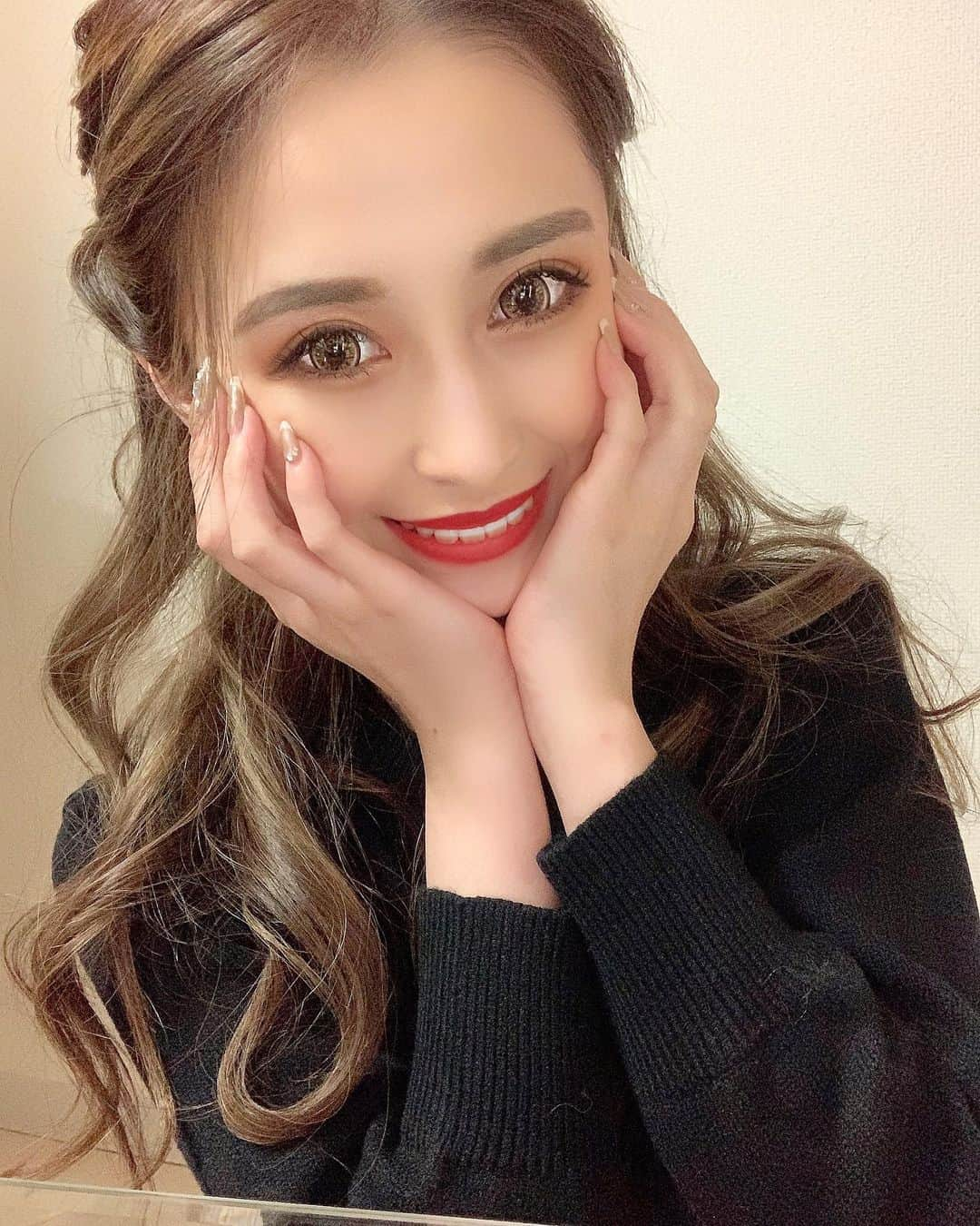 𝐖𝐀𝐊𝐔𝐈𝐌𝐀𝐂𝐎さんのインスタグラム写真 - (𝐖𝐀𝐊𝐔𝐈𝐌𝐀𝐂𝐎Instagram)「みんな〜おやすみ🐥💕🐥💕 . . . . #japan #girl #makeup #fff #ff #l4l #like4likes #hairstyle #instagood #instagram #lifestyle #ヘアメ #歌舞伎町キャバ嬢 #キャバ嬢 #メイク #自撮り #カメラ女子 #モデル #ラウンジ #六本木 #ミナミ #北新地 #錦 #冬コーデ #いいね返し #フォロー返します #いいねした人全員フォローする #いいねした人で気になった人フォロー #フォローミー #フォローバック」1月9日 3時21分 - maco_823