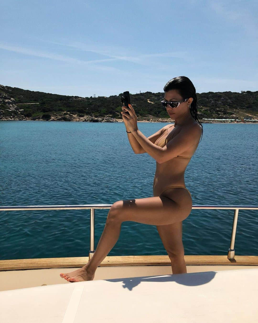 コートニー・カーダシアンさんのインスタグラム写真 - (コートニー・カーダシアンInstagram)「Sardinia, Italy summer of 2019」1月9日 12時49分 - kourtneykardash