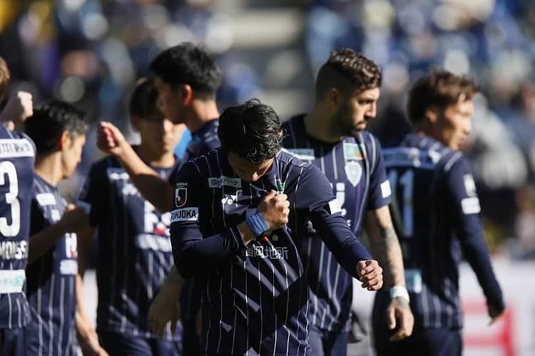 増山朝陽のインスタグラム：「また会う日まで！！  #アビスパ福岡  たくさんのメッセージ等々ありがとうございます。力にかえて進んでいきます。」