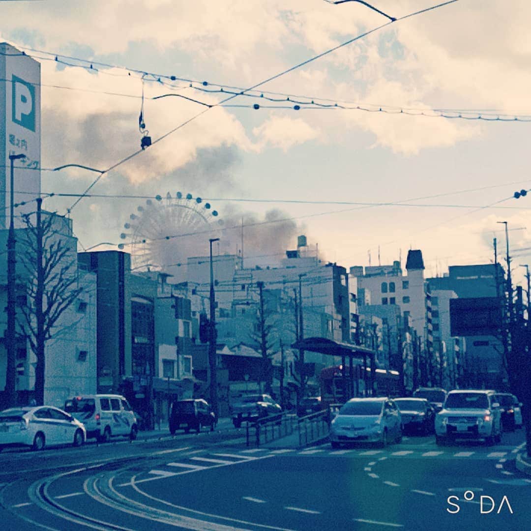 松本隆博のインスタグラム：「。 花園の交差点辺りかな、 火事なうΣ(￣□￣;)!! 大渋滞だ……」