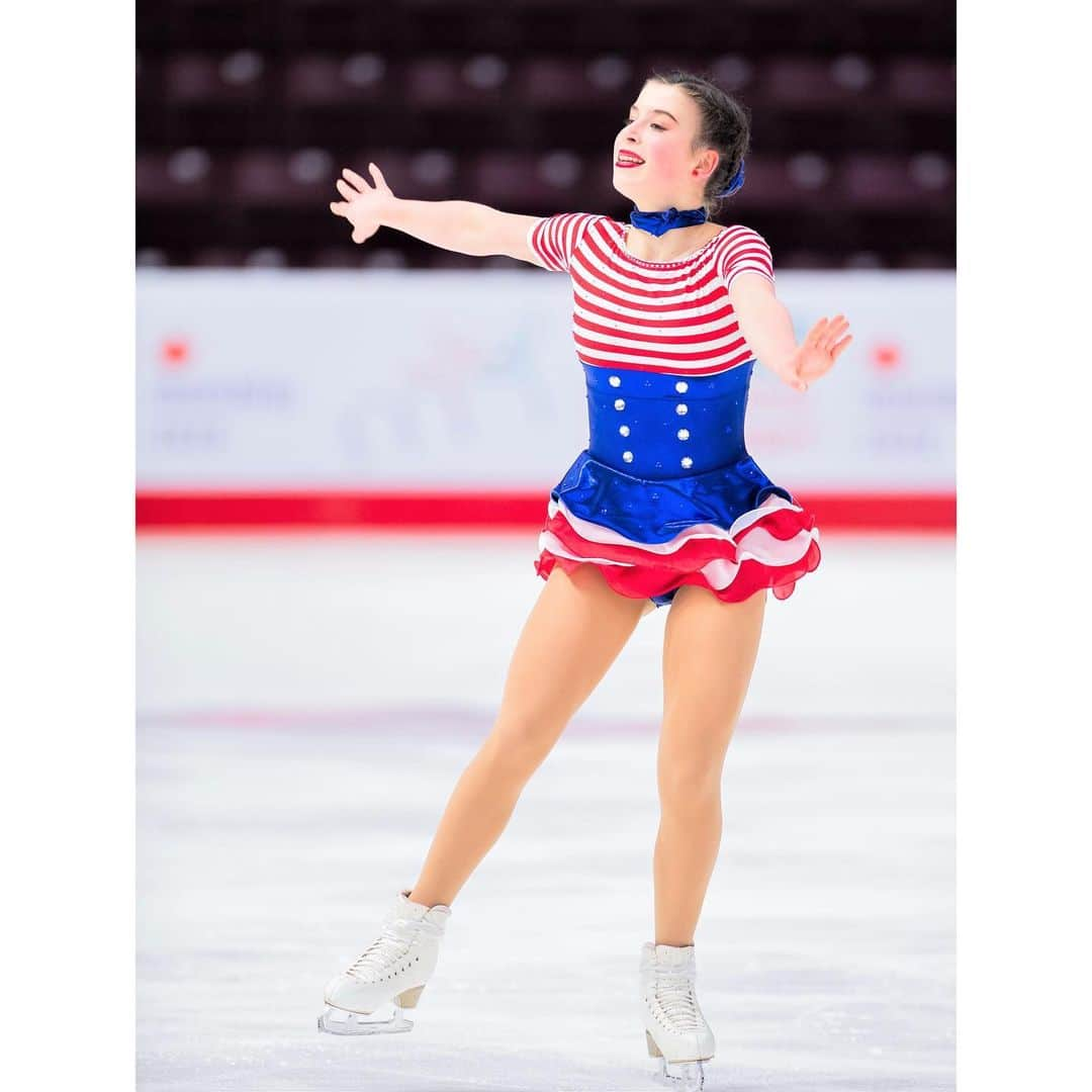 Skate Canadaさんのインスタグラム写真 - (Skate CanadaInstagram)「Did you think we were done for the day? No way! Check out the junior women’s short program now by clicking the link in our bio!  Pensiez-vous que nous avions terminé pour la journée? Pas du tout! Jetez un coup d’œil dès maintenant au programme court féminin junior en cliquant sur le lien dans notre bio!」1月9日 5時17分 - skate_canada