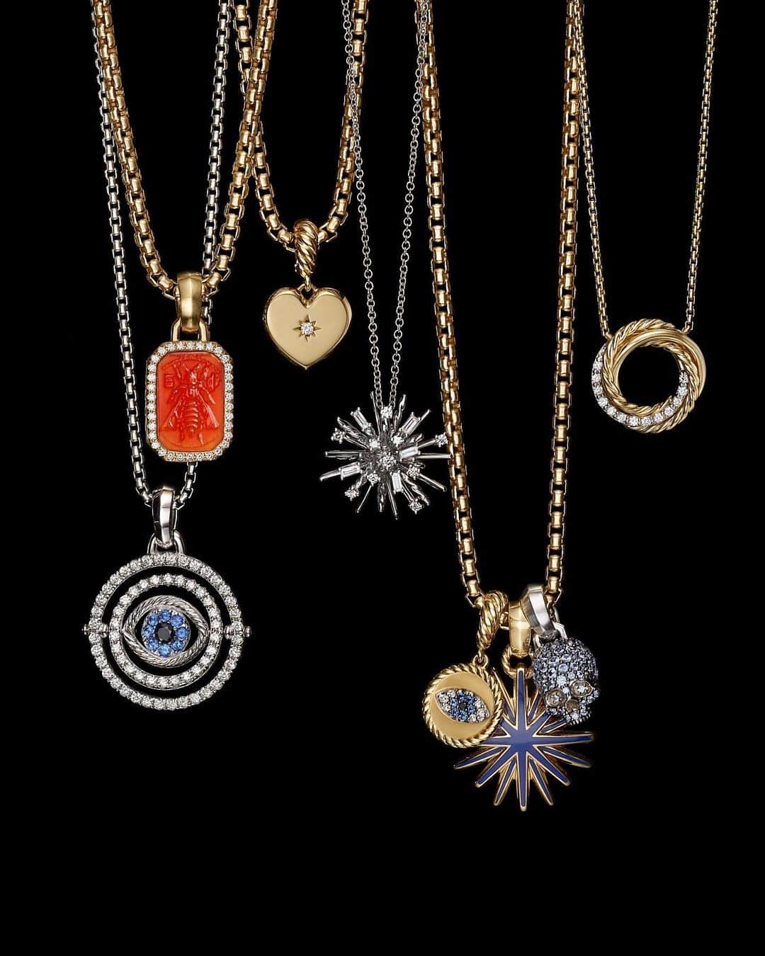 のインスタグラム：「Choose your amulet. From the evil 👁️ for protection to the diligent 🐝, layer and mix meaningful pendants on chains to create your perfect necklace. #LinkInBio #DavidYurman」