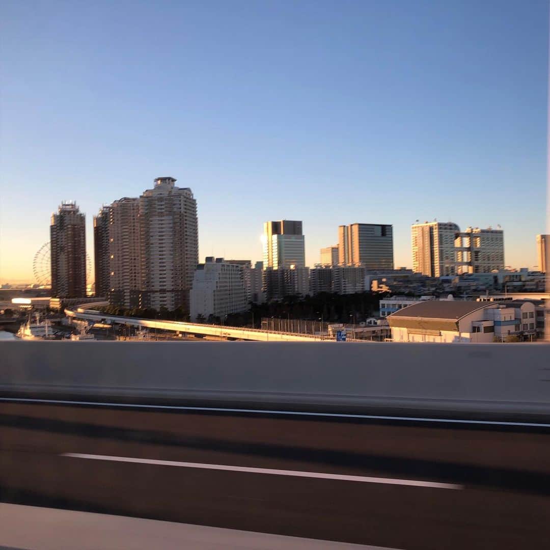 三上市朗さんのインスタグラム写真 - (三上市朗Instagram)「朝焼けのお台場辺り」1月9日 7時22分 - captainichirock