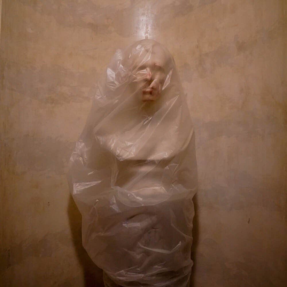 TIME Magazineさんのインスタグラム写真 - (TIME MagazineInstagram)「On Jan. 7, the day after a pro-Trump mob stormed the U.S. Capitol, a protective plastic bag covers a defaced bust of President Zachary Taylor and workers were seen cleaning up the damage, sweeping up broken glass and debris. During the tense hours when the Capitol was under siege on Wednesday, President Trump lost the support of many people working for him inside the White House. "Almost every single person was just absolutely horrified and the mood was really tense" in the West Wing, a source familiar with the situation says. "A lot of people were really silent, just sitting there and watching the coverage in their offices." Read more at the link in bio. Photographs by @erinscottphoto—@reuters (1), @bsmialowski—@afpphoto/@gettyimages (2,3)」1月9日 7時47分 - time