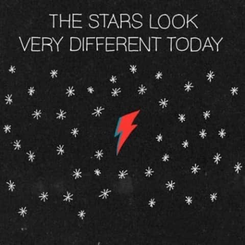 チェイサーのインスタグラム：「In memory of David Bowie⚡️ Happy 74th Birthday❤️ #davidbowie #bowie #happybirthdaybowie #chaserbrand #chaserkids」