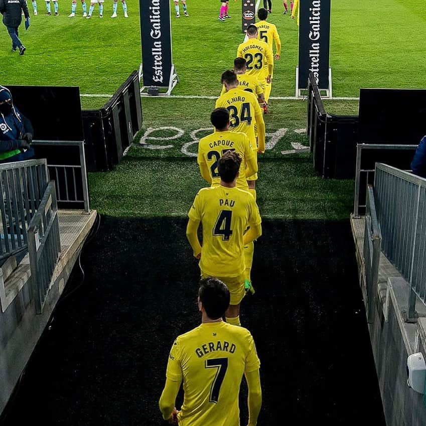 ビジャレアルCFのインスタグラム：「💛 EQUIPO 💛 .  💛 TEAM 💛  #Villarreal #futbol #football #soccer #LaLiga」