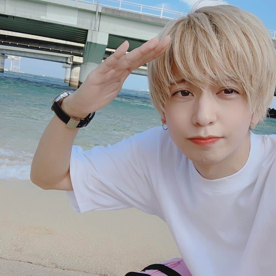 新井優のインスタグラム：「沖縄のまとめずっと下書きに入れっぱなしだった（；_；）  うみがきれいでした！！  東京から沖縄までついてきてくれて幸せだったなぁ。 . . . . #actor #idol #purple #yukata #instagood #instalike #followme  #instafollow #followme  #follow #instapic #hairstyle #hairmodel #punyus」