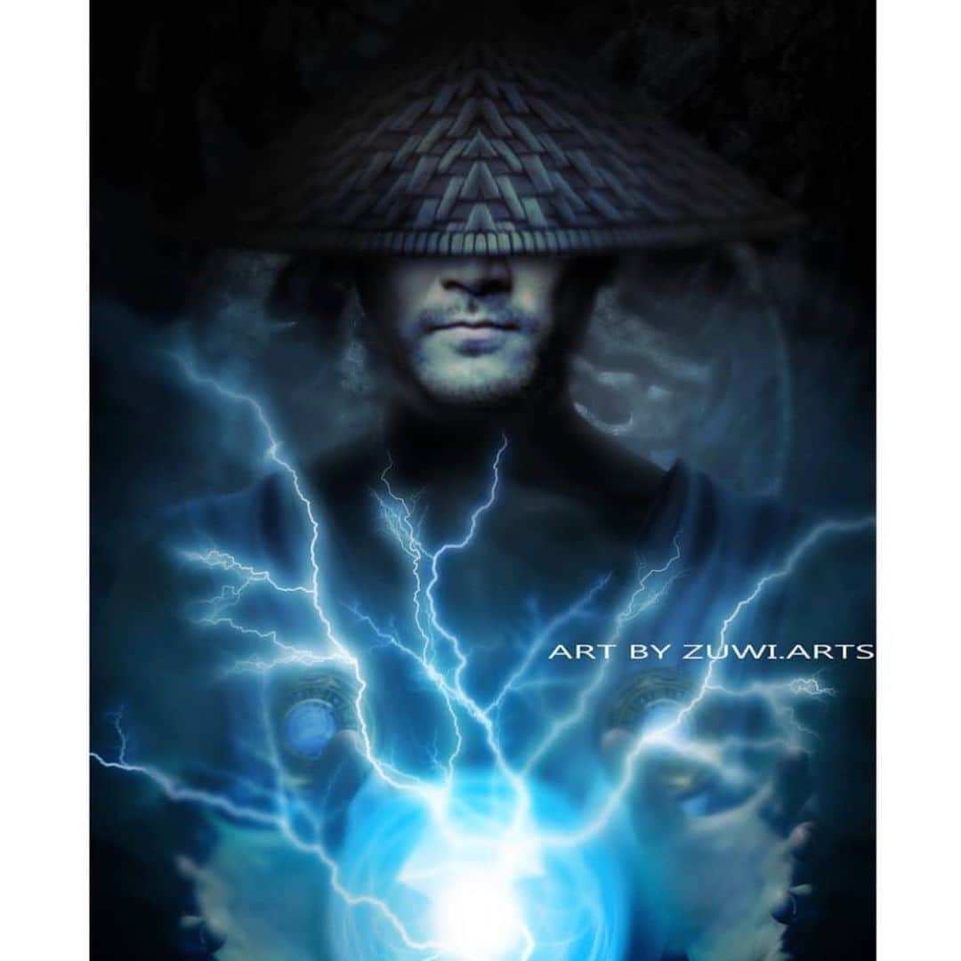 ルーディ・リンさんのインスタグラム写真 - (ルーディ・リンInstagram)「14 bloody weeks until Mortal Kombat drops. Have you noticed MK posters going up today? Here’s a little morsel to whet your appetite.  This is Tadanobu Asano aka Raiden. Besides frying our enemies and making sure our phone batteries are always at 100%, he’s a kind soul that melts me into a puddle of brotherly love.  @tadanobu_asano said to me once, “when I played Ichi the Killer, I bleached everything.”  #MortalKombat #Ichi #Raiden #LiuKang #Fatality #ComingSoon」1月9日 10時28分 - ludilin