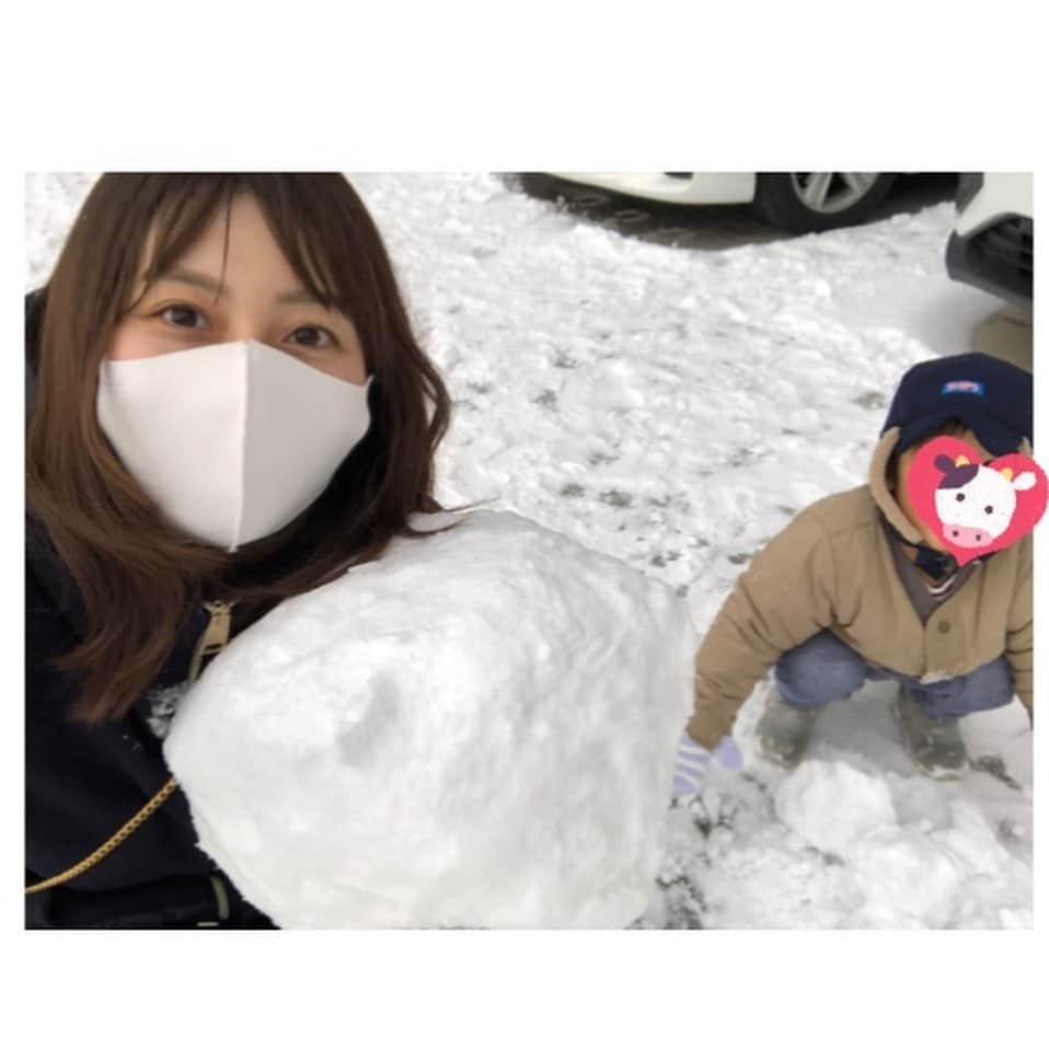 山崎萌絵さんのインスタグラム写真 - (山崎萌絵Instagram)「雪〜(*´˘`*)童心にかえります⛄️」1月9日 10時46分 - moeyamasaki.kbc
