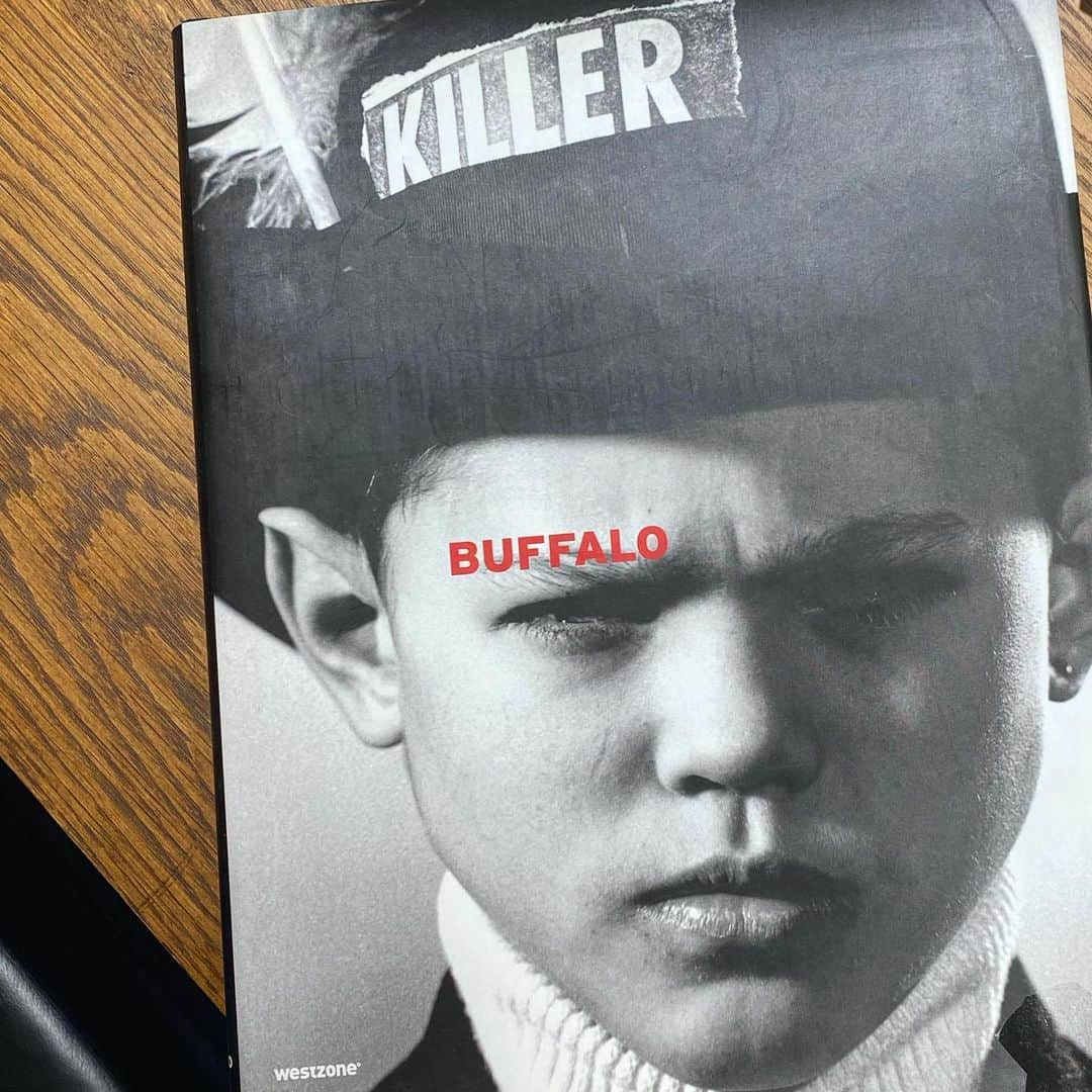 小川哲史のインスタグラム：「基本。  #buffalo #reypetri」