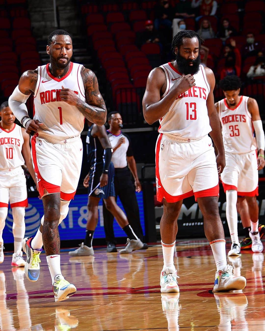 ヒューストン・ロケッツさんのインスタグラム写真 - (ヒューストン・ロケッツInstagram)「👀」1月9日 11時15分 - houstonrockets