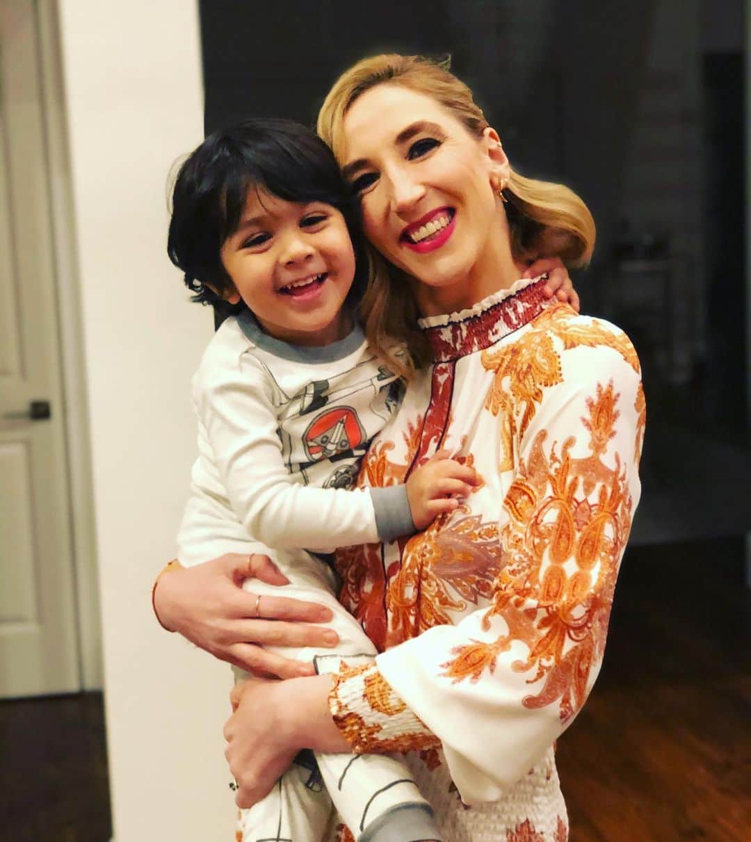 シネイド・ケアーのインスタグラム：「Happy Birthday to my gorgeous nephew🥰🎉 #zaynkerr」