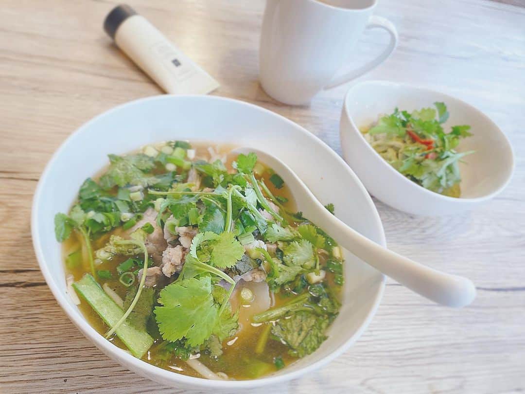 横町ももこのグルメインスタ