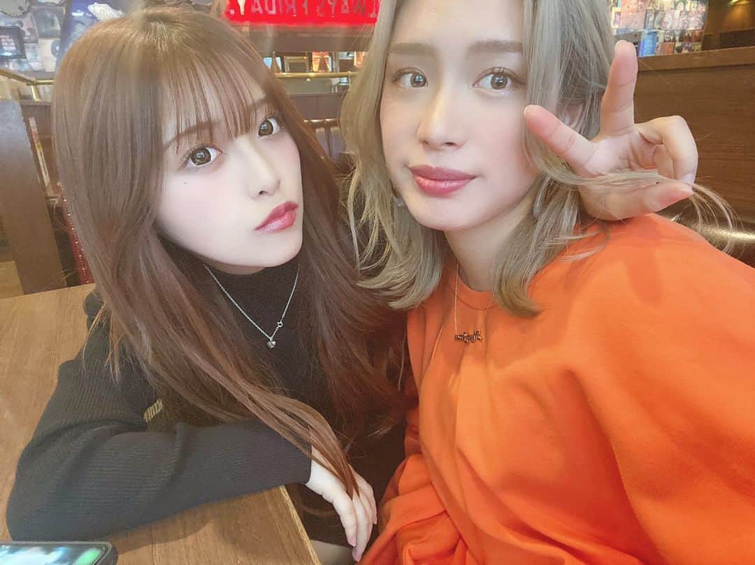 acaneのインスタグラム：「・ 可愛い妹ちゃん🧶🐶 2021年も無事にまるり初めできた❤︎  相変わらず可愛いのに 誰よりも面白いです。笑  手術ふぁいとだ！！！！！！❤️」