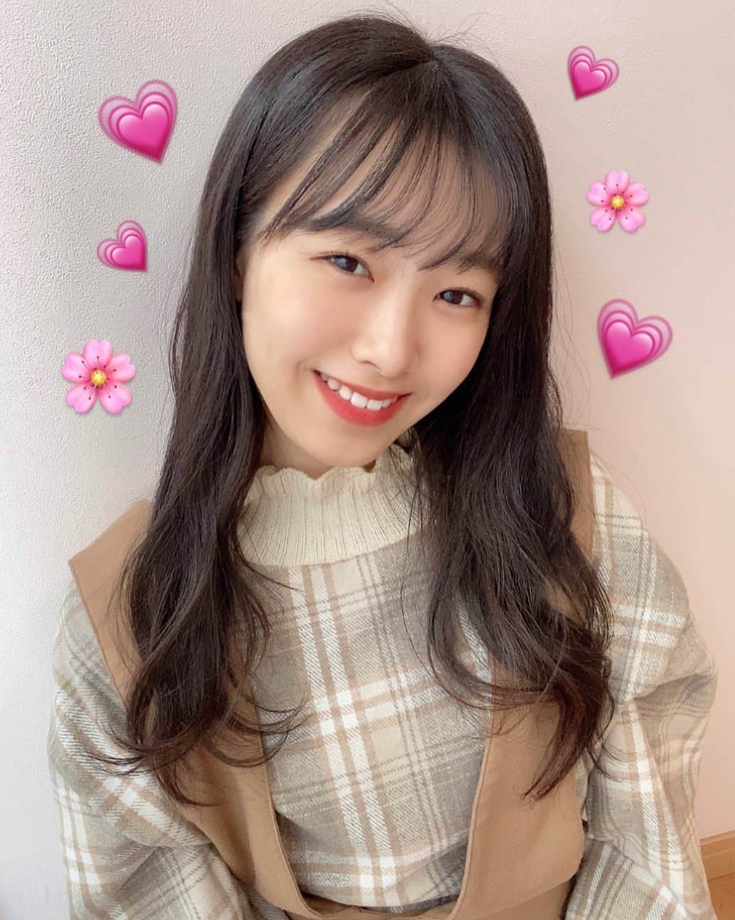 SAKURAのインスタグラム：「こんにちは〜！🌸﻿ ﻿ ﻿ ﻿ 今日も寒すぎるうう！！！！！！🥶﻿ バケツの水が凍ってました！！🪣❄️﻿ ﻿ ﻿ 何か温かい飲み物飲もーっと🍵☕️🫖﻿ 皆さまも暖かくして下さいね🧣🧤﻿ ﻿ ﻿ ﻿ 素敵な午後をお過ごし下さいっ！！☺️💗💗﻿ ﻿ ﻿ ﻿ ﻿ #bs2020 #buffaloes #baseball #npb #プロ野球 #orixbuffaloes #野球好きな人と繋がりたい  #野球好き #野球女子 #野球 #京セラドーム大阪  #winter #snow #selfie #heart #love  #instagood #instagram #follow  #sakura_365 #sakura #bsgirls #365 #🌸」