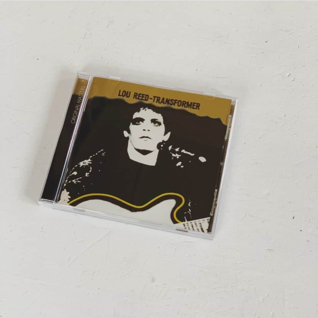 OKAさんのインスタグラム写真 - (OKAInstagram)「名曲ばかり。  #週末の音楽 #loureed  #transformer」1月9日 12時41分 - ytrpics