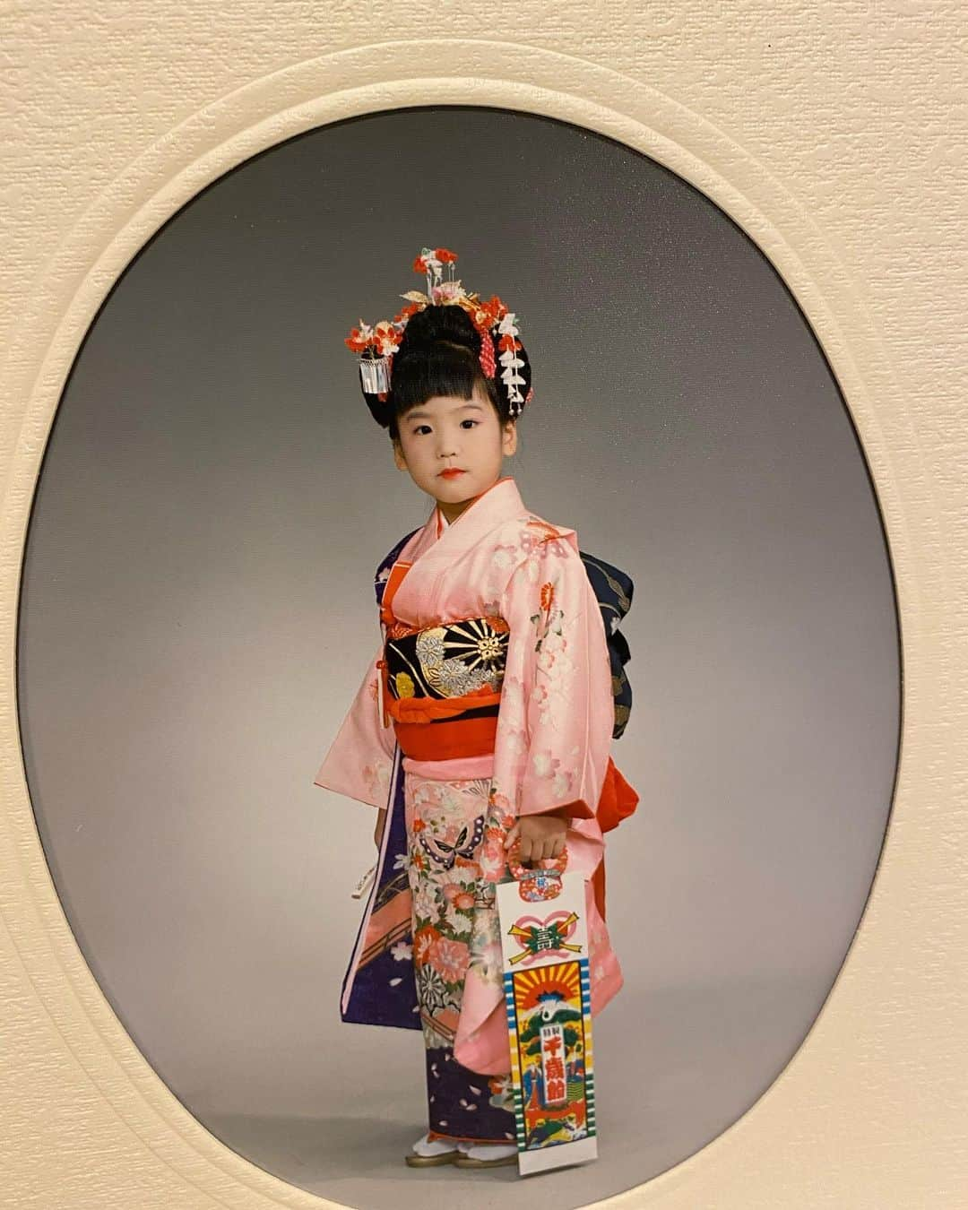 仲川遥香さんのインスタグラム写真 - (仲川遥香Instagram)「Hi ini haruka waktu 7tahun🤗heheh  #indonesia #jakarta #japan #7tahun #kimono #harukanakagawa #インドネシア #ジャカルタ生活  #七五三 #7歳 #着物 #仲川遥香」1月9日 12時41分 - haruuuu_chan