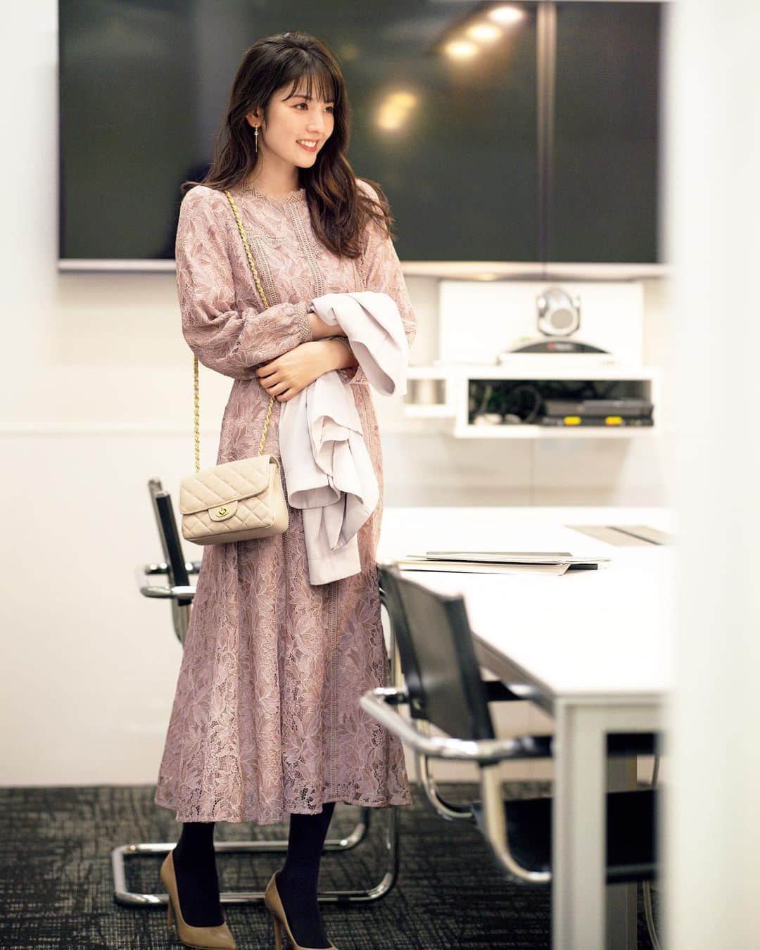 美人百花さんのインスタグラム写真 美人百花instagram 2月7日 毎日レディコーデ 日曜日は 大好きなピンクレースワンピで思いっきりおしゃれを楽しんで 来週も 素敵なことがたくさんありますように アイテムの詳細は美人百花 Comでチェック 毎日