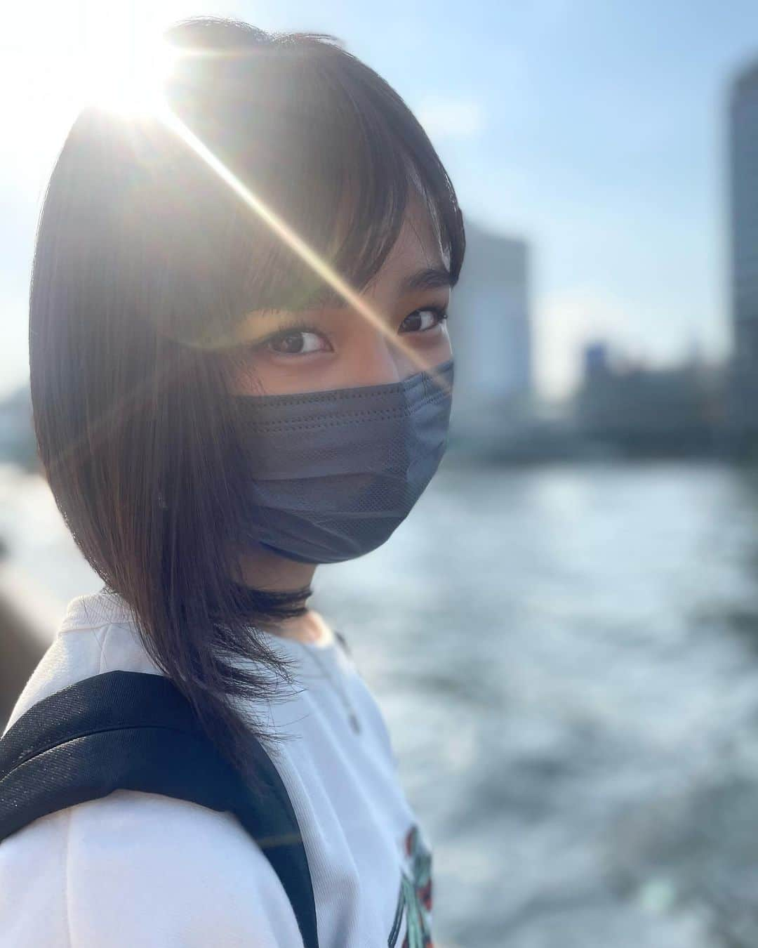 佐藤ひなたさんのインスタグラム写真 - (佐藤ひなたInstagram)「・ ・ めっちゃお天気よくて  気持ちがいいね٩(๑^o^๑)۶  #キラキラ #光 #映え #自然光 #水辺 #水面 #綺麗 だけど #まぶしい のは相変わらず #苦手 今日も #早起き ☀︎ヾ(๑╹ꇴ◠๑)ﾉ" 何時起きでも #朝ごはん はしっかり!!  #ごはん派 #お味噌汁  #たまごやき #納豆 #のり #最高 #マスク #グレー #不織布 にしてみた♪ #ポートレート #marcjacobs  #moussy  #佐藤ひなた #ひな #ひなdays」2月7日 16時14分 - hinata_sato_official