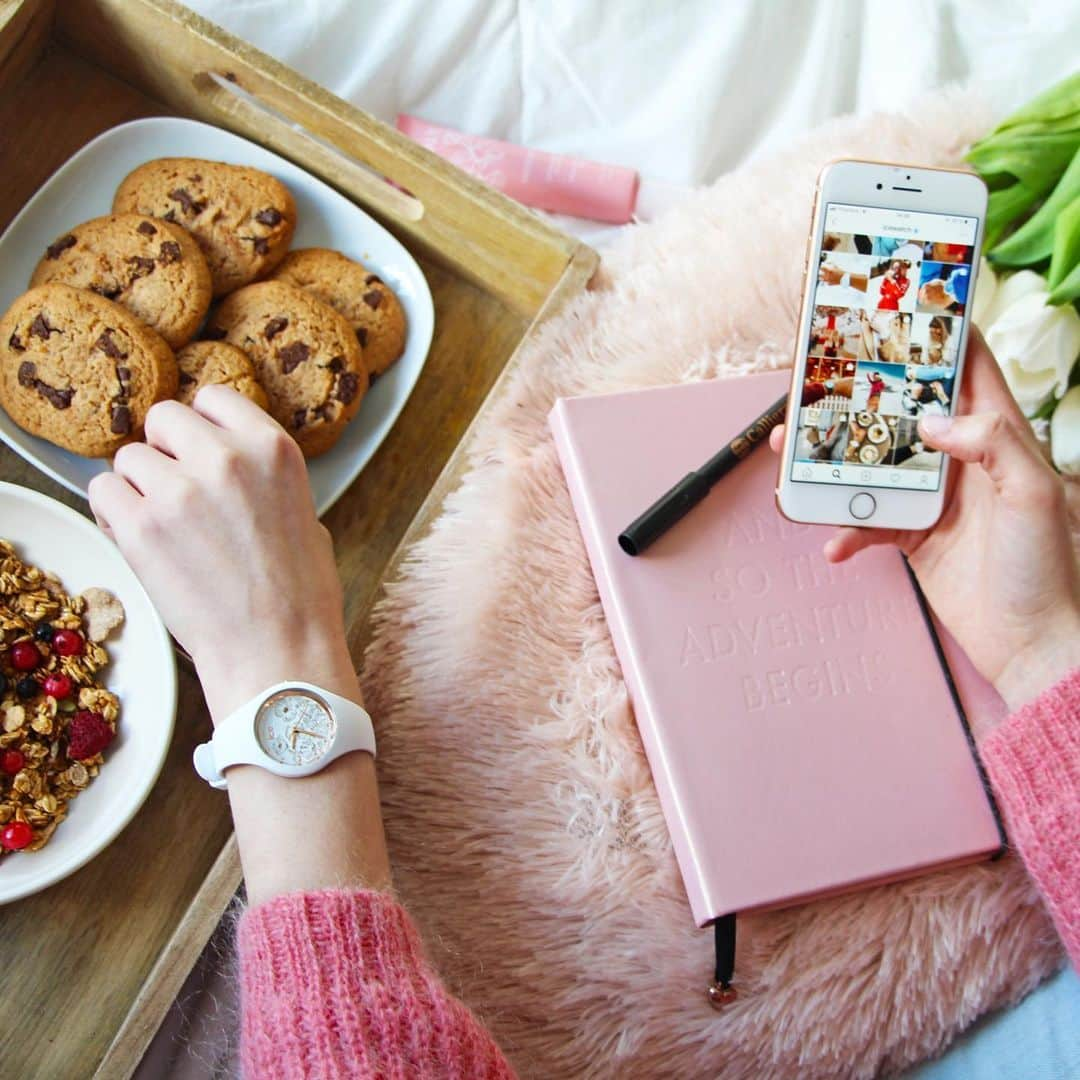 アイスウォッチさんのインスタグラム写真 - (アイスウォッチInstagram)「Yummyyyyyy 😋🍪🌷 #icewatch #changeyoucan #iceflower  #colour #happiness #colouryourlife #lifestyle #women #goodvibe #colourful #cookie #breakfast #sunday #morning」2月7日 16時49分 - icewatch