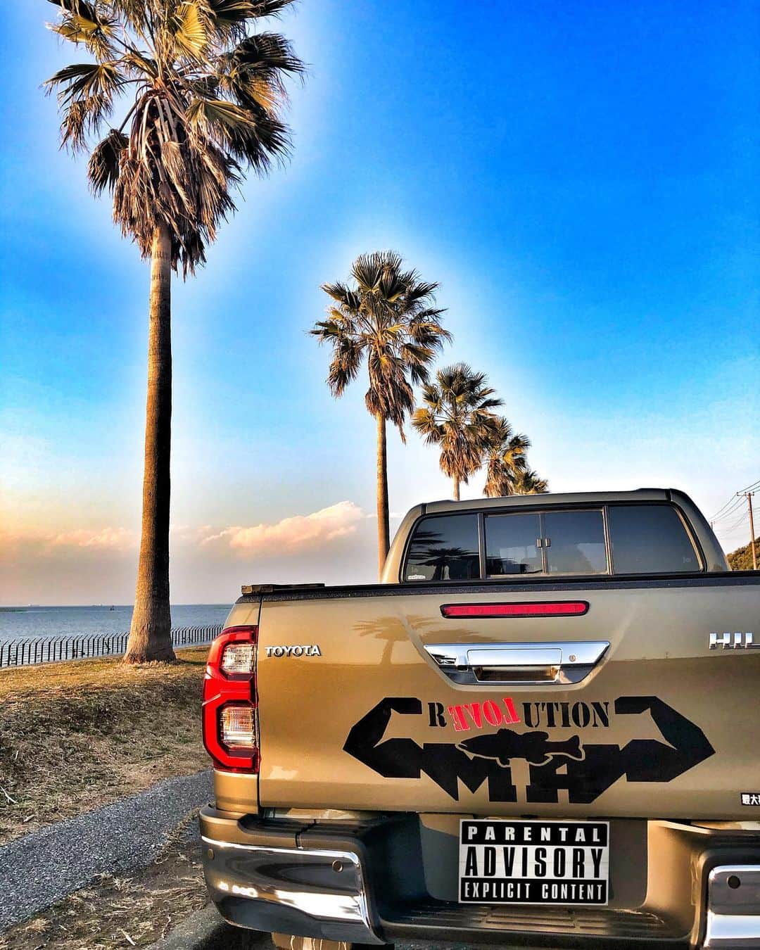 佐々木洋平のインスタグラム：「HILUX  #ハイラックス  #hilux  #ピックアップトラック」