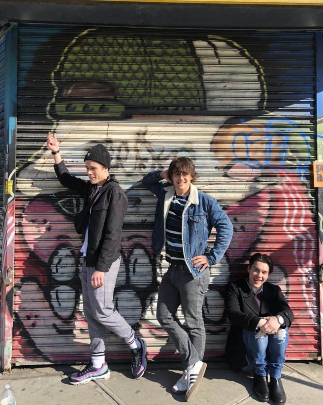 ケニー・オルテガのインスタグラム：「#nyc 1 year ago with the band. #broadway #soho #tatoos and #goodtimes @julieandthephantoms #jatp #netflix @columbiarecords #i❤️ny」