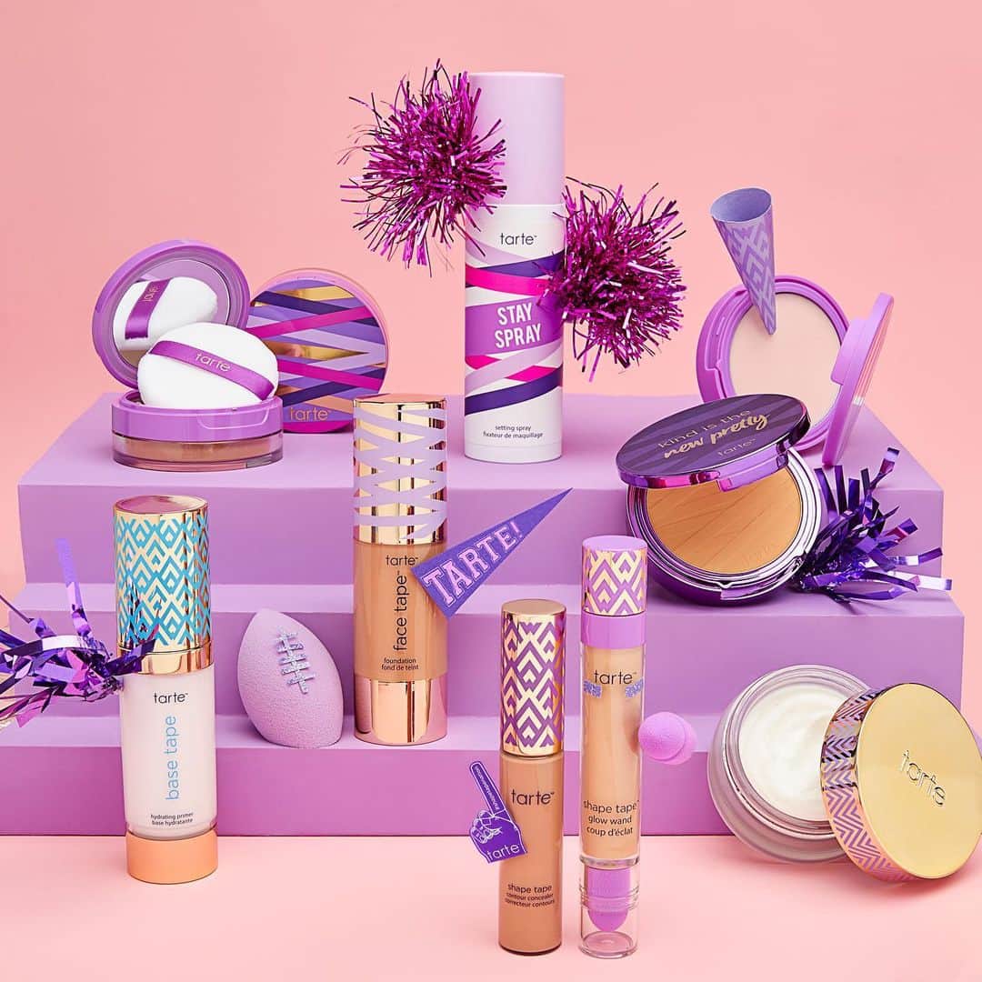 Tarte Cosmeticsさんのインスタグラム写真 - (Tarte CosmeticsInstagram)「The shape tape fam came to WIN 🏈💜 Wanna try before you buy? Check out our virtual try-on tool on tarte.com! #SBLV #crueltyfree #rethinknatural #shapetapenation」2月7日 9時07分 - tartecosmetics