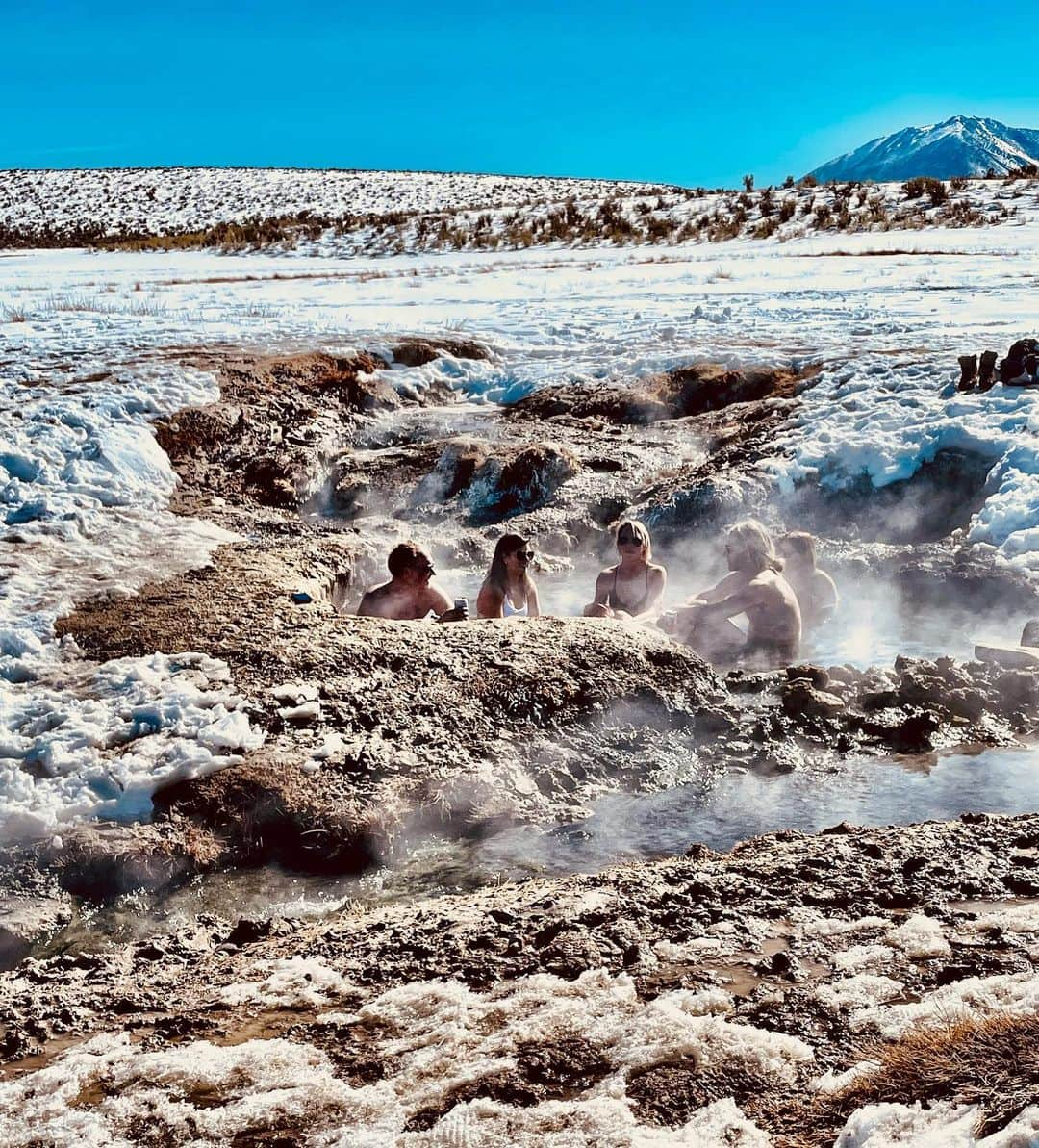 ダニカ・パトリックさんのインスタグラム写真 - (ダニカ・パトリックInstagram)「First time to a hot spring. Doing things for the first time seems to be the name of the game for me these days. Um, awesome!!!!! Doing things for the first time brings back a child like quality to life. ✨」2月7日 9時32分 - danicapatrick