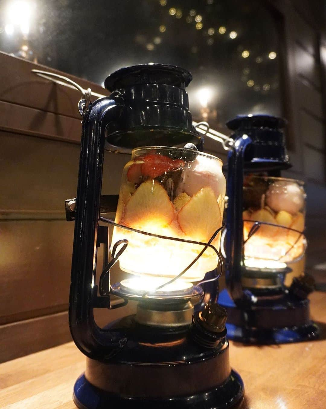 HINAのインスタグラム：「さな作  #滋賀観光 #滋賀カフェ #lamp #滋賀グルメ #滋賀 #プチ旅行 #ゴンドラ #滋賀パフェ」