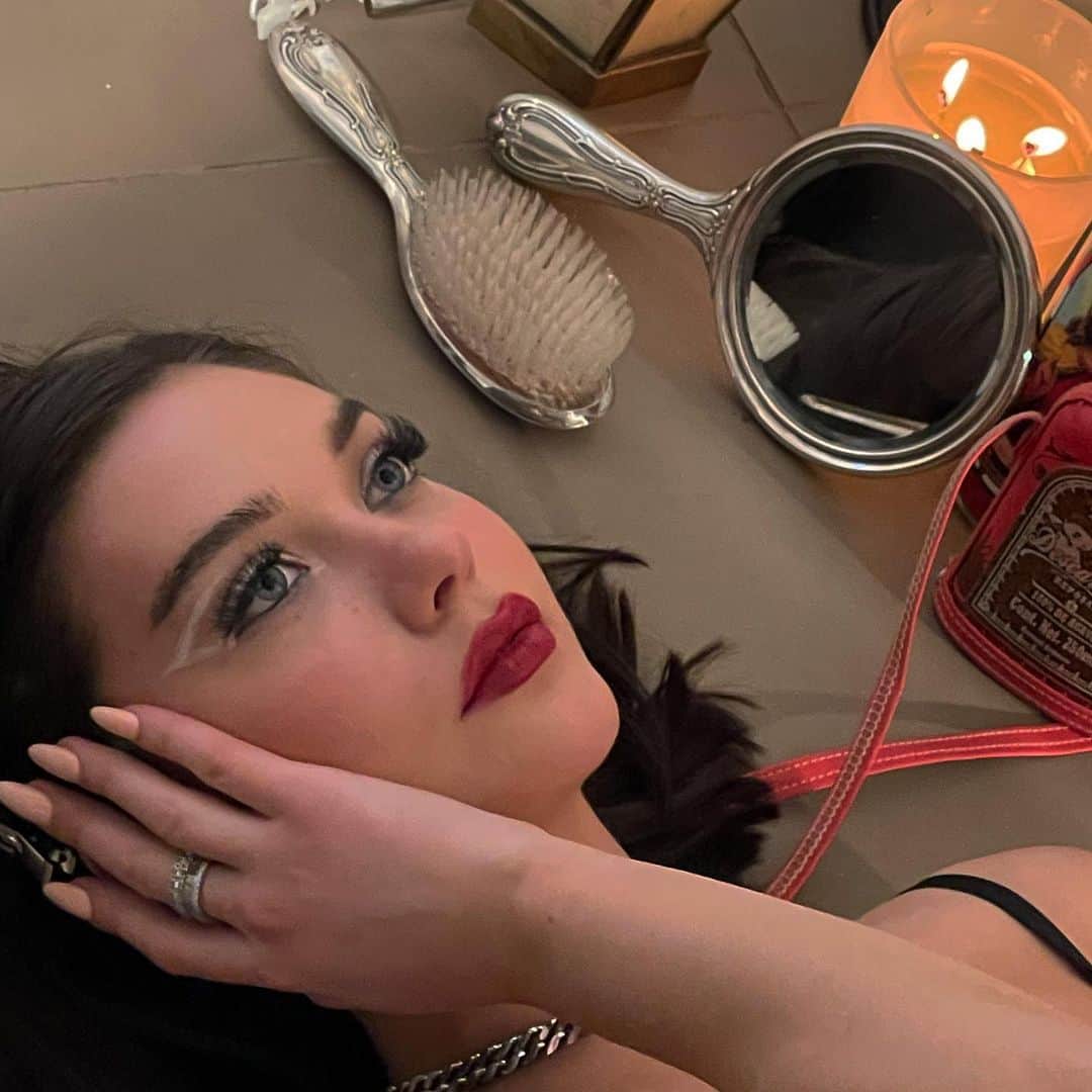 アマンダ・スティールさんのインスタグラム写真 - (アマンダ・スティールInstagram)「mood」2月7日 10時34分 - amandasteele