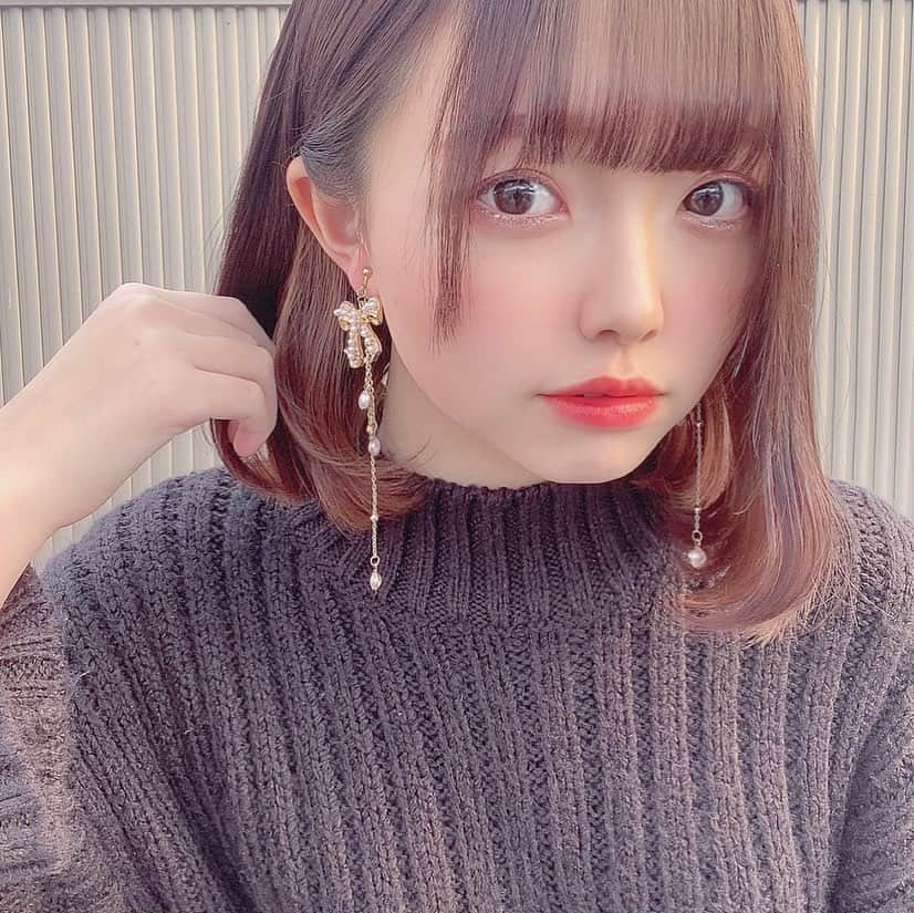 のインスタグラム：「このイヤリングはお気に入り୨୧ *⑅❤︎·̩͙ ・ ・ ・ ・ ・ #イヤリング #ハンドメイドショップ #リボン #ガーリーイヤリング」