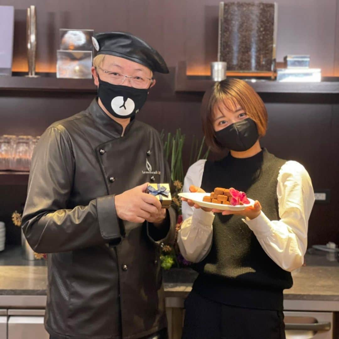 辻口博啓さんのインスタグラム写真 - (辻口博啓Instagram)「すみぽんとのテックトックLIVE楽しかったです♪フォルテシモアッシュアンバサダーに任命しました。笑 #すみぽん #テックトック#livethelittlethings #japanesefood #つじぐちひろのぶ #happybirthday #htsujiguchi #辻口博啓」2月7日 10時58分 - htsujiguchi