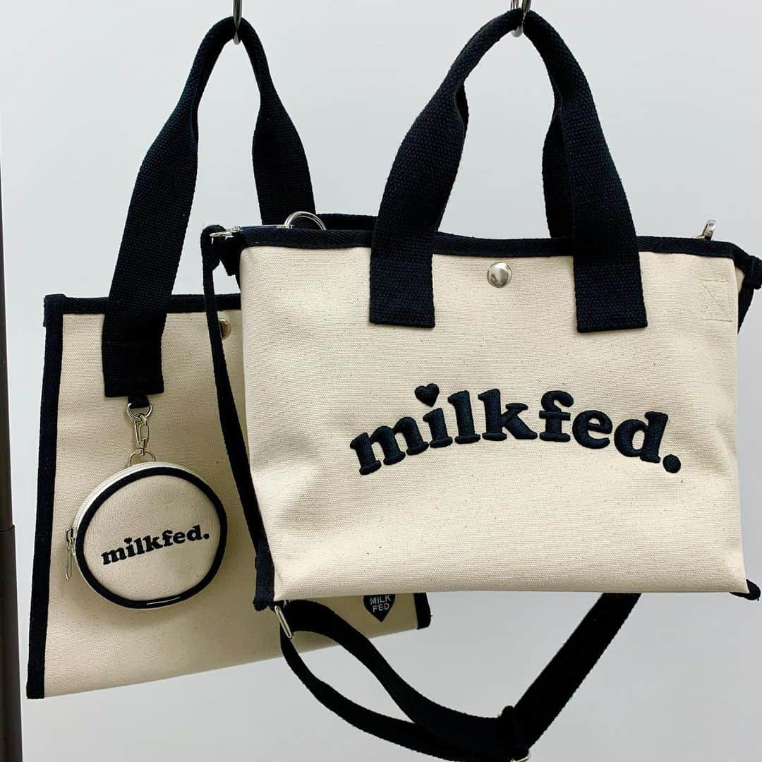 MILKFED.さんのインスタグラム写真 - (MILKFED.Instagram)「2021 SPRING﻿ COLLECTION PRE ORDER ﻿ ﻿ 右から﻿ ARCH COOPER 2WAY BAG MINI ¥4,800+TAX﻿ 水筒やタンブラーが入るゴム付き。﻿ ﻿ ARCH COOPER 2WAYBAG ¥5,800+TAX﻿ ﻿ #milkfed #milkfedjp﻿ #ミルクフェド ﻿ #ガーリーストリート」2月7日 11時41分 - milkfedjp