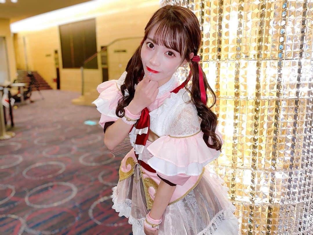 宇佐美幸乃のインスタグラム：「キラキラー🤩 中身も外見もキラキラしてたいよね  #キラキラ　#idol #followｍe #instapic #自撮り #selfie #costume #衣装　#instagood #comment」