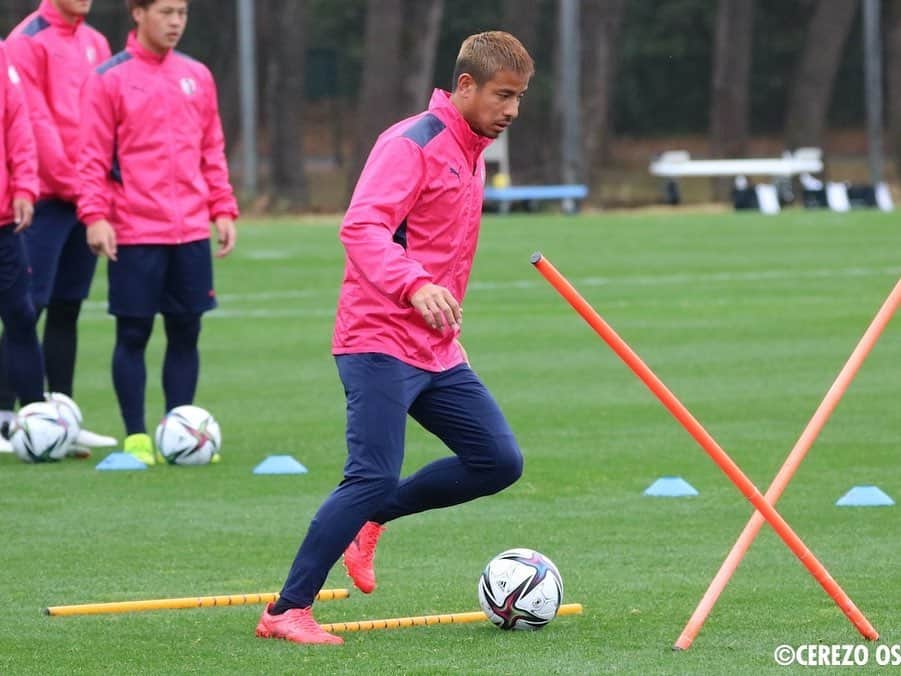 松田力のインスタグラム：「NEWスパイク  #ミズノ #ネオ3 #mizuno #mizunofootball #松田力 #セレッソ大阪 #cerezoosaka」