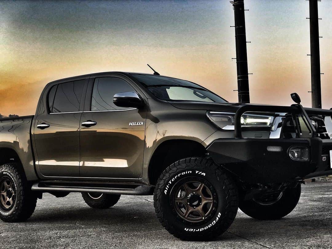 佐々木洋平のインスタグラム：「HILUX  #hilux  #ハイラックス」