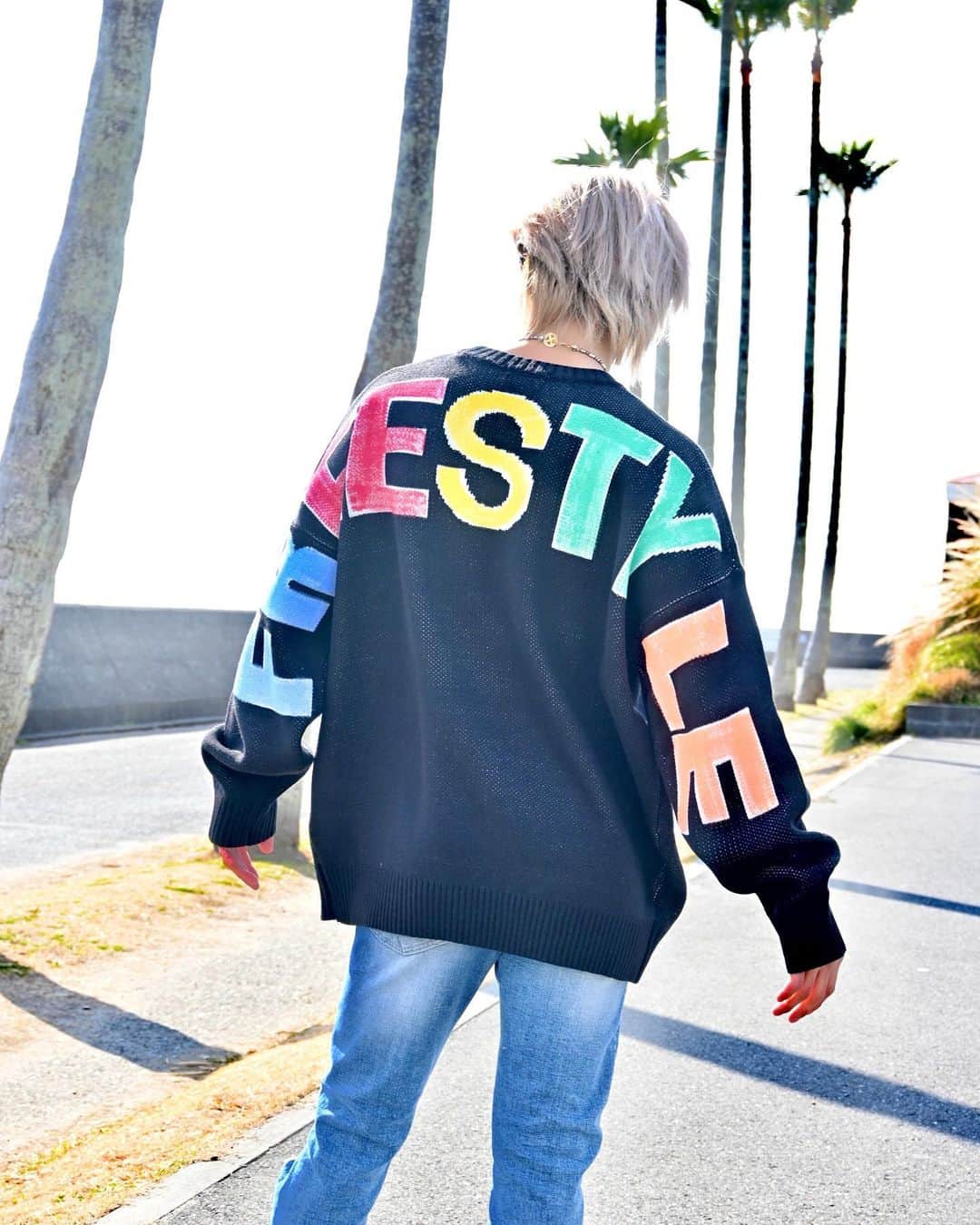 原田デイビッドさんのインスタグラム写真 - (原田デイビッドInstagram)「FREESTYLE 🤙 (black)   @dhoniii_official   #dhonii #black #sweater #fashion #style #mensstyle #mensfashion #beach #sea #freestyle #model #asianmodel #asianboy #asianmen #黒 #ニット #ニットコーデ #ファッション #スタイル #モデル #海 #2021」2月7日 12時32分 - davidharada_01