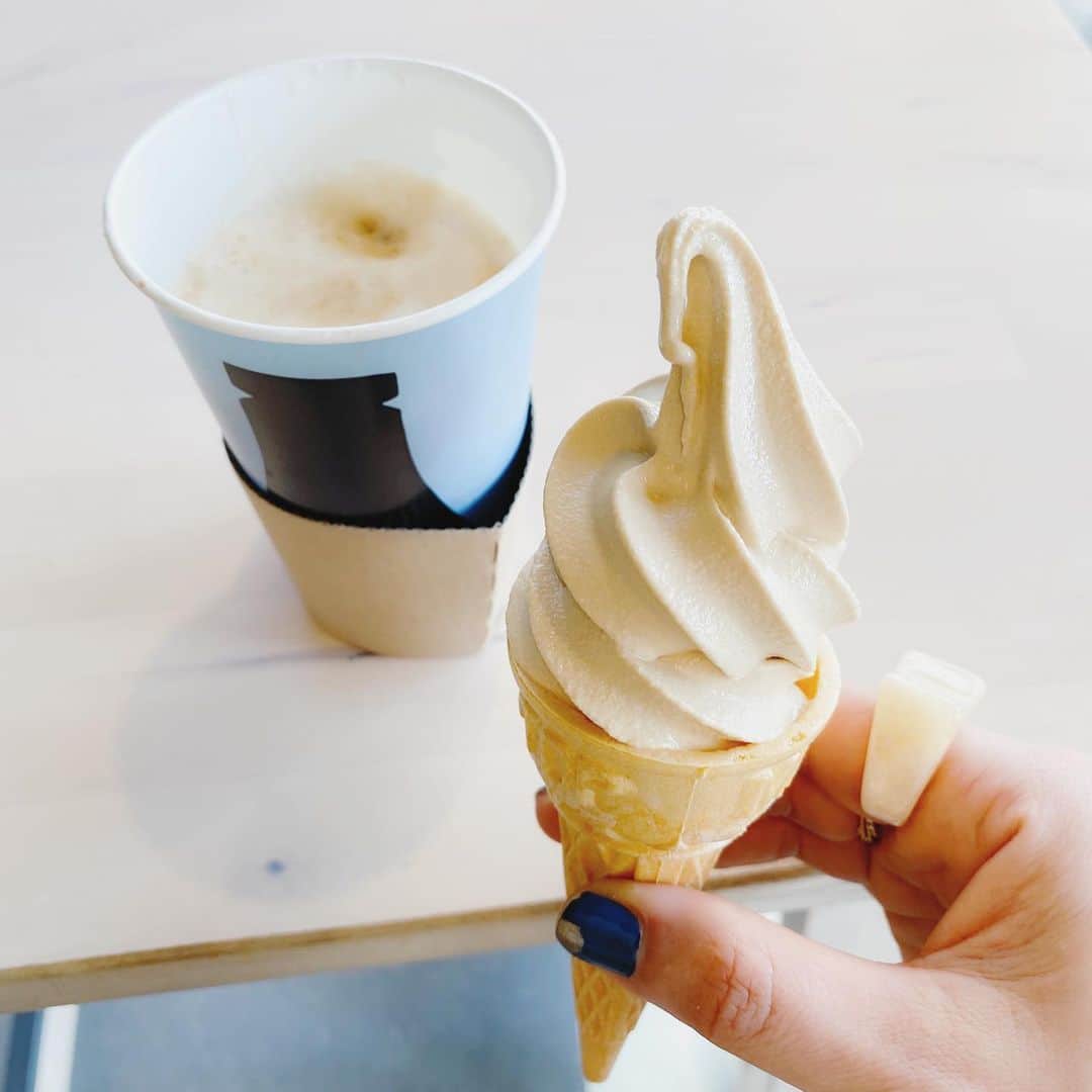 aiaiさんのインスタグラム写真 - (aiaiInstagram)「たくさん歩く日は ベージュコンバース  Quandさんのスウェットセットアップに miteのボアコート  @quand_tokyo  @mite__official   詳細ブログにも書いています  𖤐𖤐𖤐𖤐  #fashion#outfit#style#coordinate#instagood#ootd#pic#instapic#コーデ#コーディネート#スタイリング#プチプラコーデ#本日のコーデ#大人カジュアル#プチプラ  #カジュアル #アラフォー #アラフォーコーデ #アラフォーファッション#冬コーデ #スウェット #スウェットコーデ #スウェットセットアップ  #ベージュコンバース #ベージュコーデ #ベージュカラー  #ボアコート #ロングボアコート#mite #mite_official」2月7日 12時56分 - saltaiai