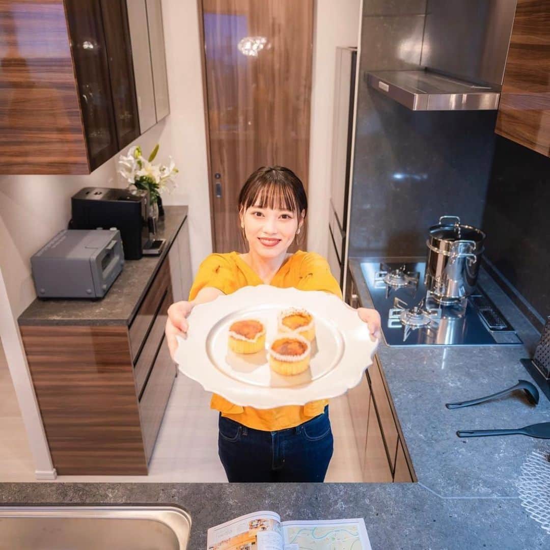 株式会社GAパートナーズさんのインスタグラム写真 - (株式会社GAパートナーズInstagram)「【バスチー作り〜♡♡】 このマンションに引っ越しをして、料理がさらに大好きになりました🙋‍♀️みんなの顔を見ながら料理ができる対面キッチンは、私の憧れだったんだよなぁ☺️♡  ひさなちゃんのリクエストで、バスチーを焼きました〜😍美味しくできたよー！！  #gaパートナーズ #ソシオ大手町#WeliveinSOCIO #サキガケ#バスチー #お菓子作り #女子会 #手作りスイーツ#マンション購入 #マンション暮らし #マンション #マンションライフ#おうち時間#おうち時間を楽しもう#スイーツ#スイーツ作り#広島市#広島#不動産#広島不動産」2月7日 13時08分 - gap_hiroshima