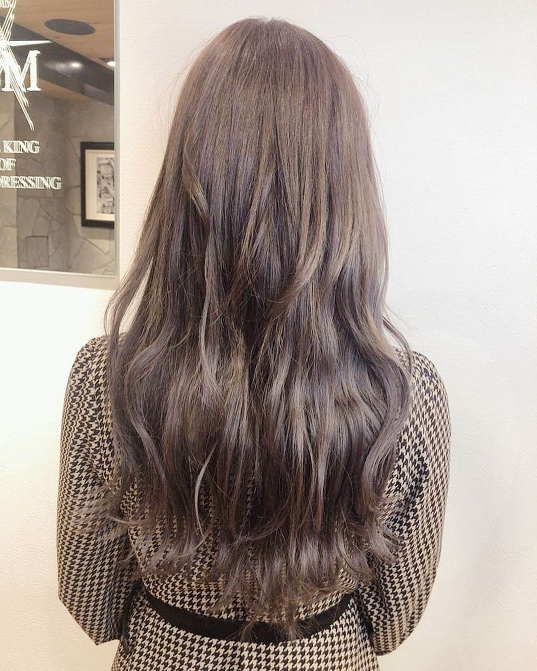 竹内舞さんのインスタグラム写真 - (竹内舞Instagram)「𓈒𓏸  hair change 𓂃𓍣  @kaneki_takuya  @naoki__matsui   #hair #hairstyle #エクステ」2月3日 19時36分 - mai.t831