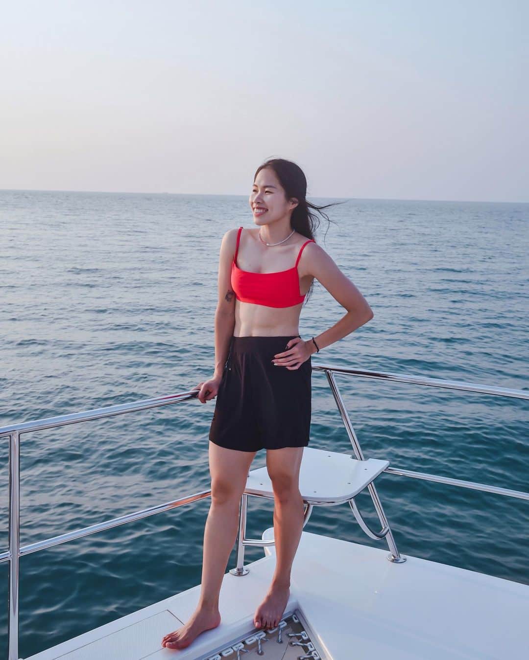 ラチャノック・インタノンのインスタグラム：「🙃」
