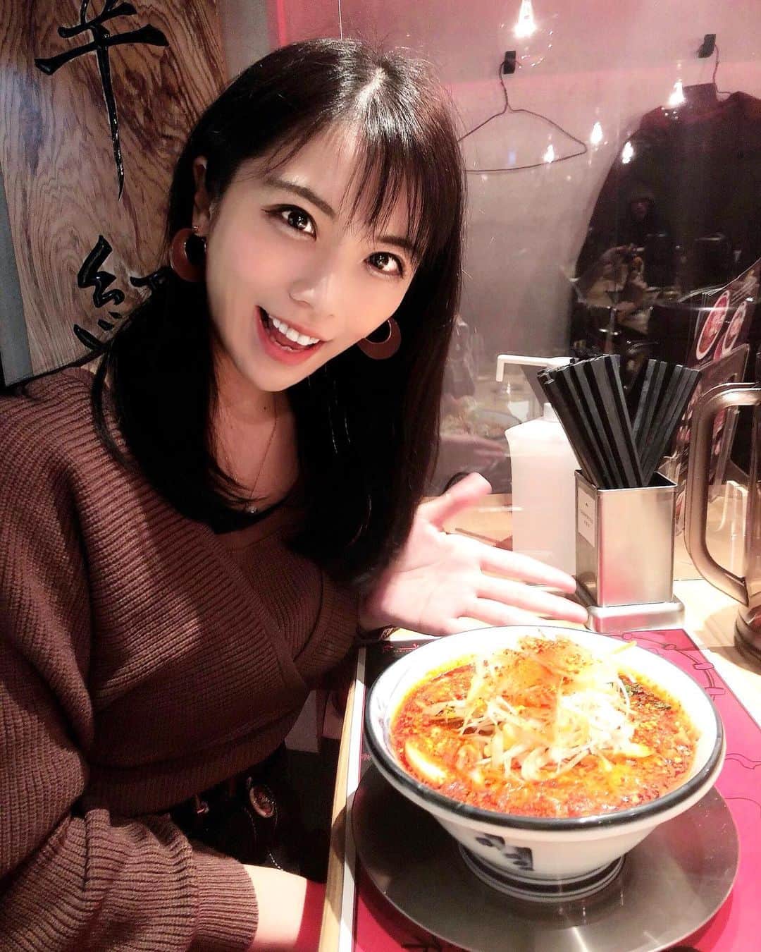 吉田早織のグルメインスタ