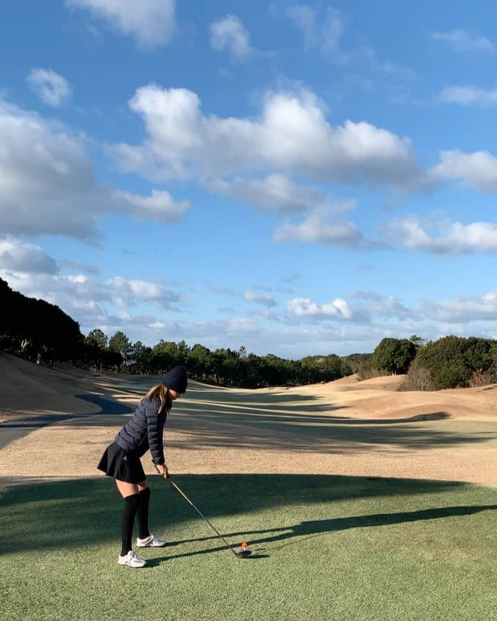 美馬寛子のインスタグラム：「Golfing in Mie ⛳️ . . . . . . #missuniverse #nemugolfclub #golf #golfswing #womensgolf #club #golfcourse #taylormade #callaway #cold #sport #fun #japan #japangolf #nemu #pga #nike #nikegolf #softjoy #titleist」