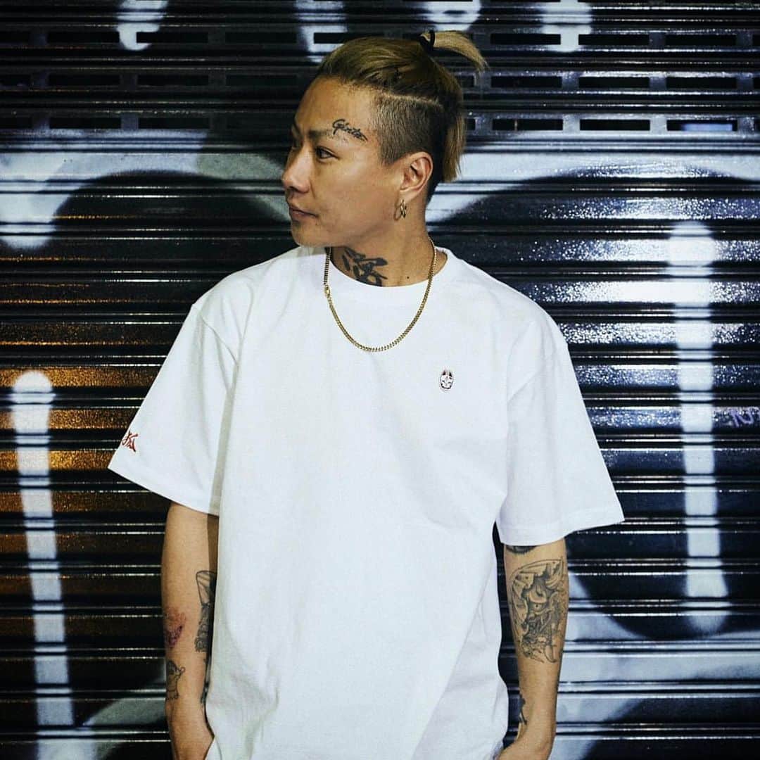 彫師美漸のインスタグラム：「@dj_ginta @studio_candyfoxx #美漸般若 #美漸虎 #美漸レタリング ・ #kanjitattoo #刺青 #彫師 #美漸 #彫師美漸 #海老名 #中目黒 #タトゥー #東京タトゥー #tokyo #tattoo #art #fashion #bizenart #bizen #문신　#Bizentattoo  #tattooer #tattooist #tattooartist #tattooart #tattooshop #japanesetattoo  #candyfoxx #キャンディーフォックス」