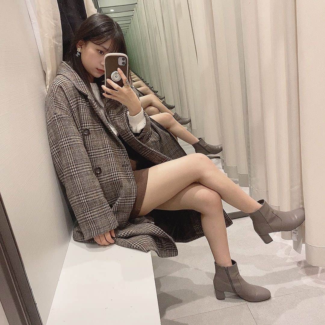 杉山緋那のインスタグラム：「#ootd 🤍🤎」