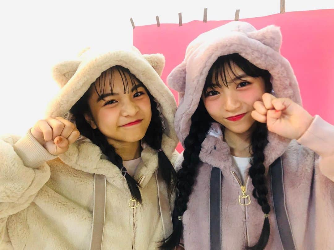 ニコ☆プチのインスタグラム：「にゃー！  #有坂心花  #大里菜桜」