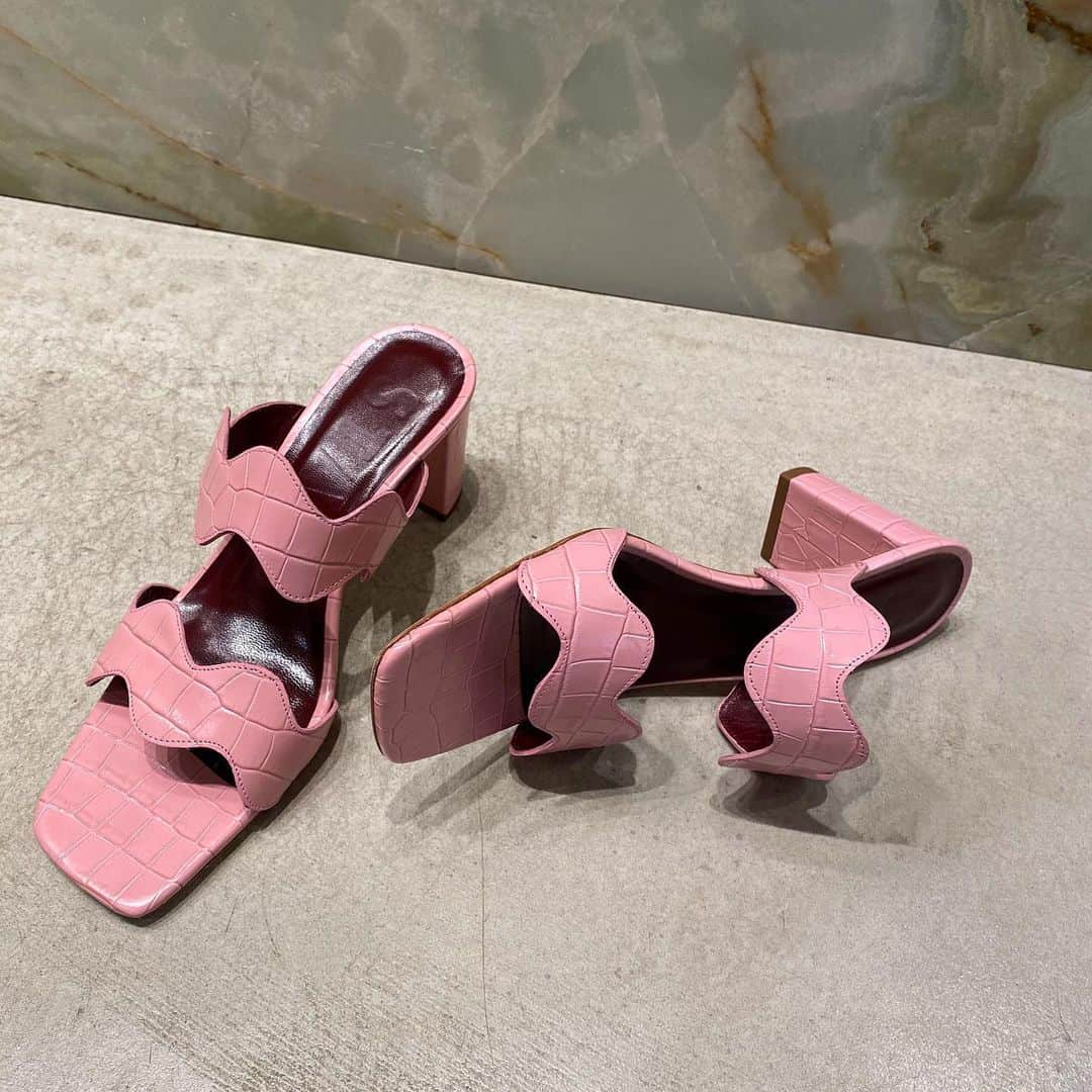 H BEAUTY&YOUTHさんのインスタグラム写真 - (H BEAUTY&YOUTHInstagram)「＜STAUD＞ FRANKIE SANDAL for women ¥46,200-(tax in)  #H_beautyandyouth @h_beautyandyouth  #BEAUTYANDYOUTH #Unitedarrows #staud」2月3日 15時12分 - h_beautyandyouth