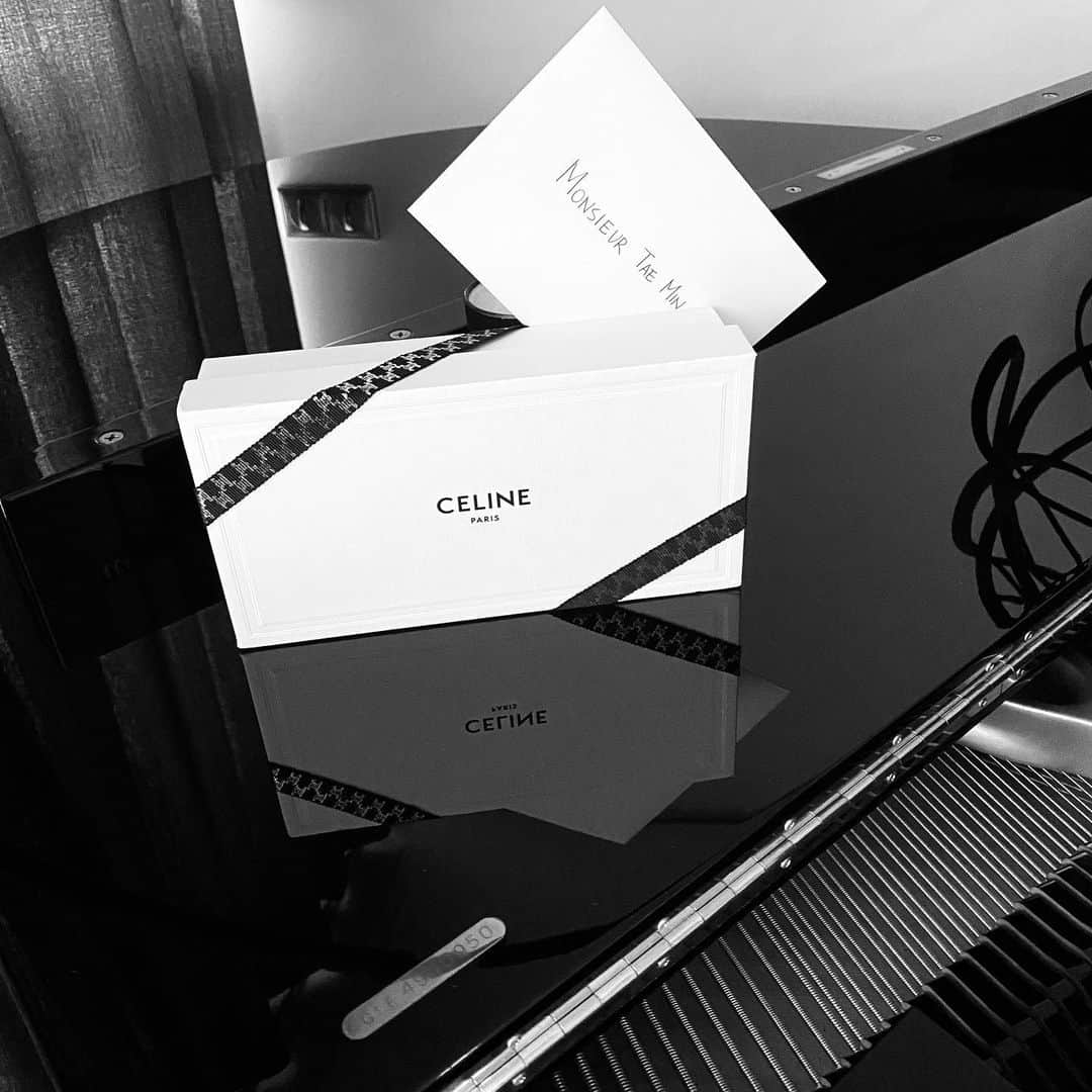 テミンのインスタグラム：「#CELINE」