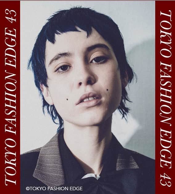 東京ファッションエッジ／プロフェッショナル東京のインスタグラム：「2021/1/31発売「TOKYO FASHION EDGE 43号」の中身を少しだけご紹介します😊  真間康平さん infini（神奈川県） 作品タイトル：Mannish & elegant @kouhei.ma8  Instagramでは紹介しきれませんが、素敵な作品がぎっしり詰まった「TOKYO FASHION EDGE 42号」ぜひとも誌面でもご覧ください♪ お買い求めは弊社（https://beauty-gr.co.jp/kodoku/）まで🔍  ---------------------------------------------------- #東京ファッションエッジ　#tokyofashionedge #profeshionaltokyo #クリエイティブヘア #creative #クリエイティブヘアスタイリスト #creativehairstylist #hair #ヘアスタイル #hairstyle #ヘアカラー #haircolor #メイク #make #makeup #ファッション #fashion #美容師 #ヘアスタイリスト #hairstylist #hairstylistjapan #美容学生 #modermsalon #colorsync #hairtransformation #hairinspo #hairofinstagram #美容学生と繋がりたい #fashionista  ----------------------------------------------------」